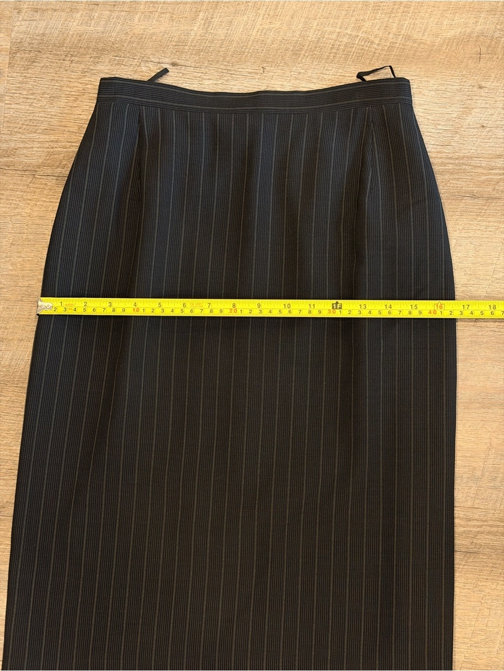 Vintage Genny Italian Pinstripe Mini Skirt – Wool Silk Blend – Y2K Office Siren - Picture 8 of 8